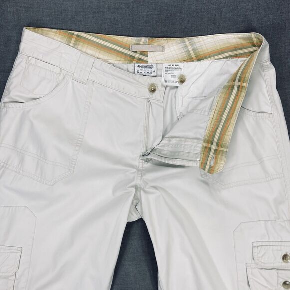 Columbia Cargo Capri Pants Sz 14 Cream Straight Leg Summer Beach Coastal Comfort - Picture 3 of 13